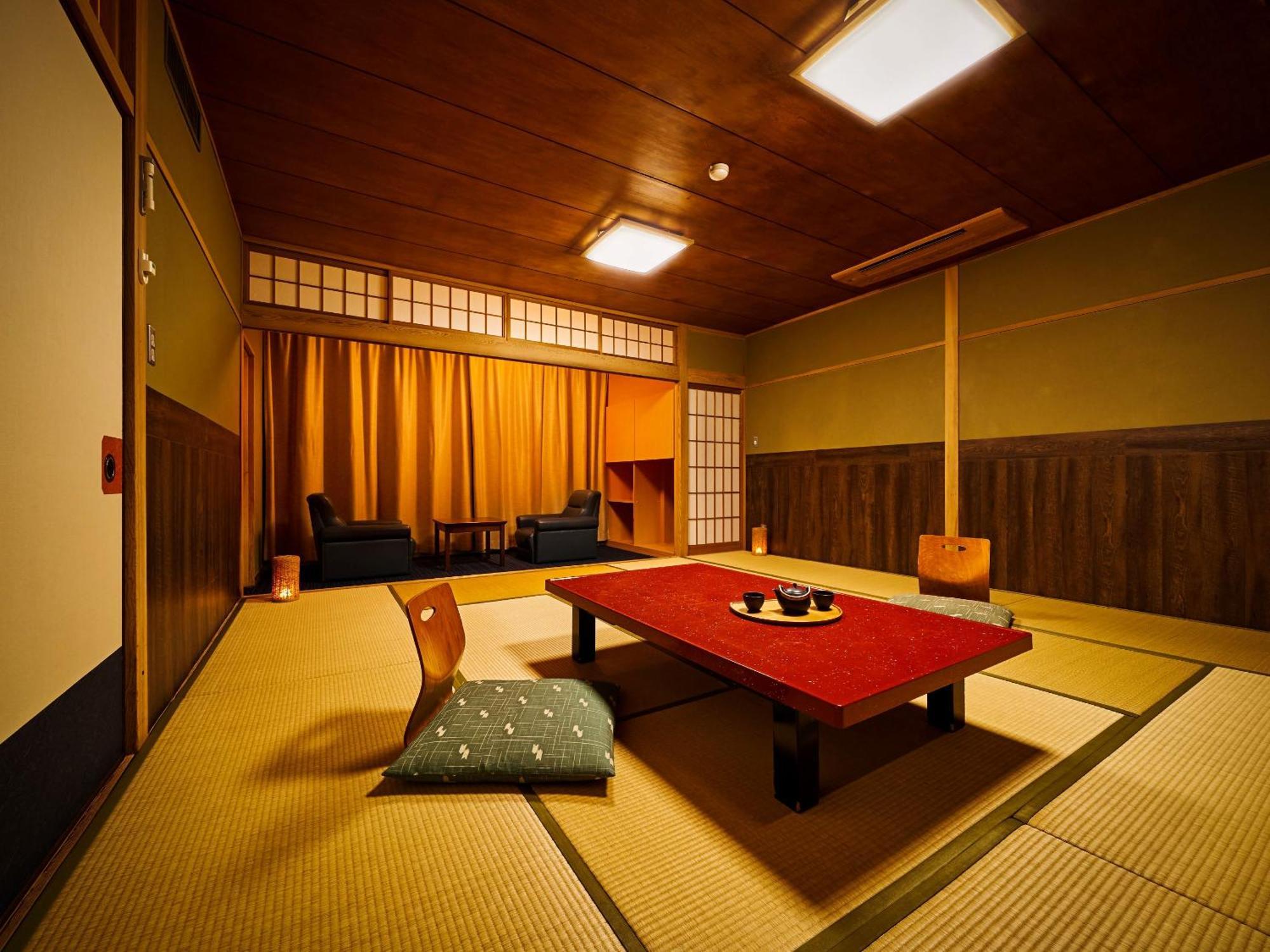 Ooedo Onsen Monogatari Dogo Hotel Matsuyama  Exterior photo